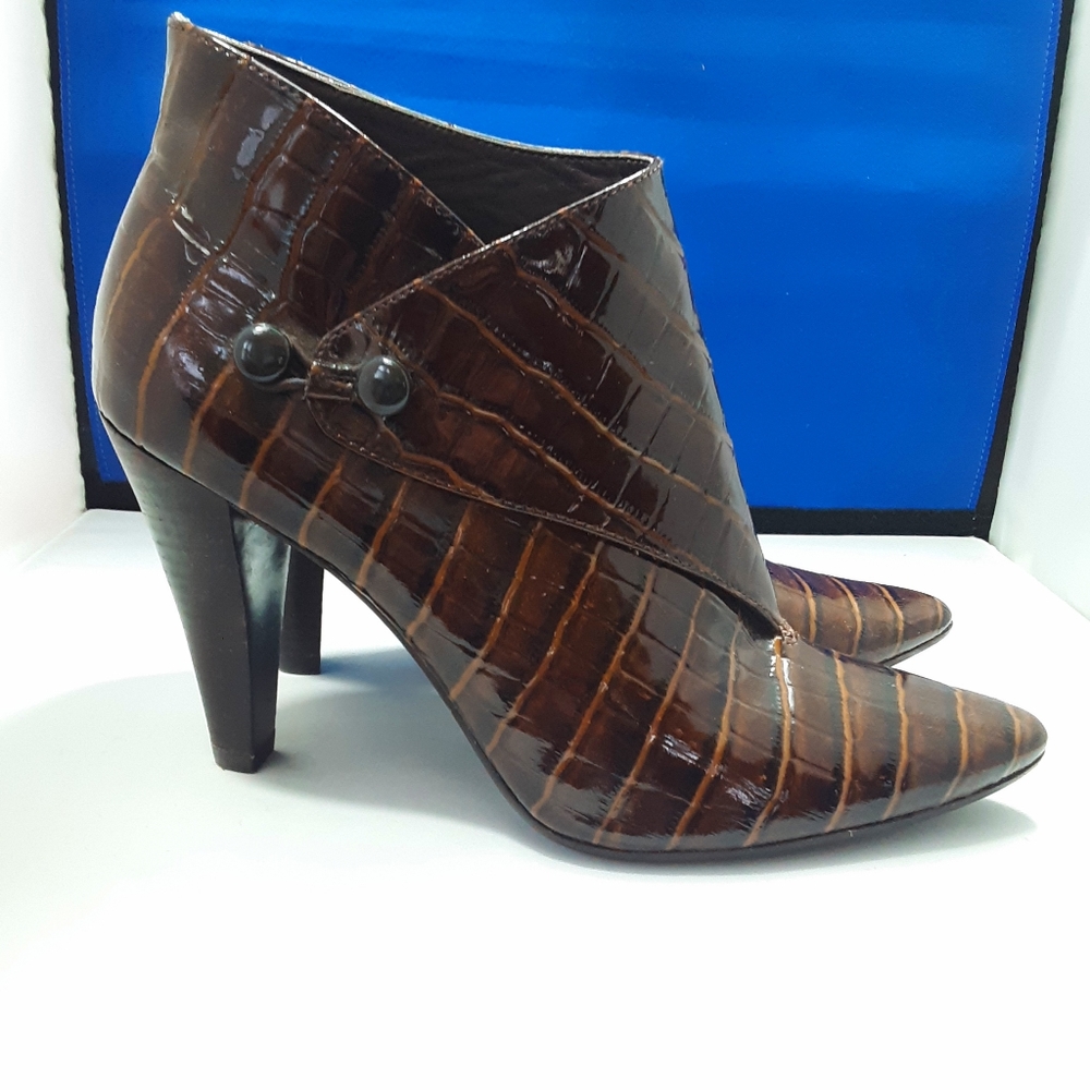 Via Spiga- Lydia brown and carmel reptile booties